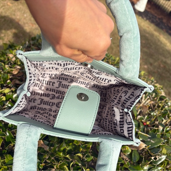 Juicy Couture Mini Spender tote bag top handle blue velour Y2K rhinestones bling - Picture 13 of 16